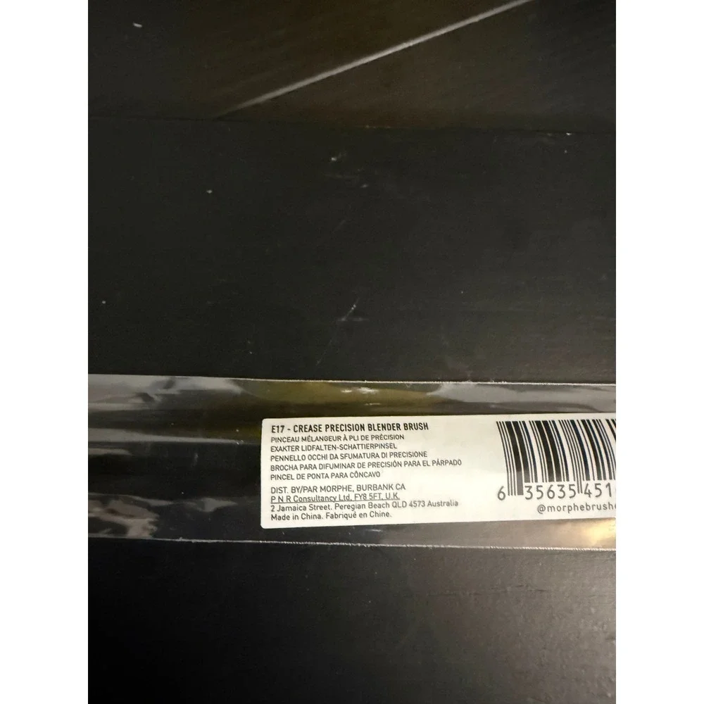 Morphe E17 Crease Precision Blender Brush Black Eye Makeup Tool New